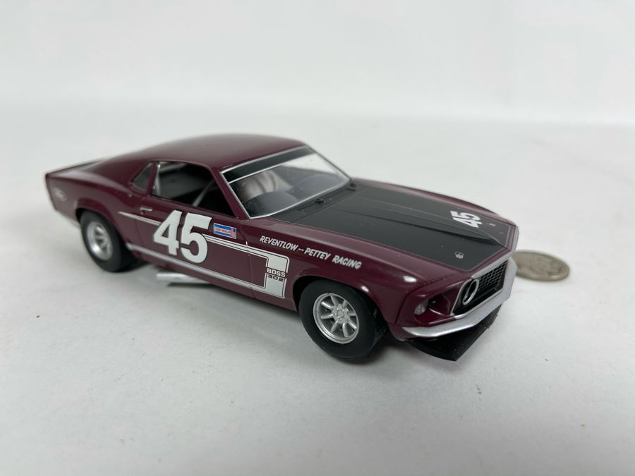 Scalextric Hornby Ford Mustang No. 45 Slot Car [Photo 3]