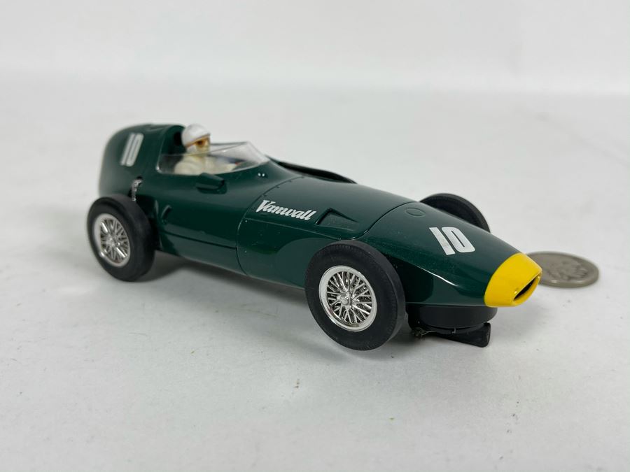 Scalextric Hornby Vanwall F1 No. 10 Slot Car