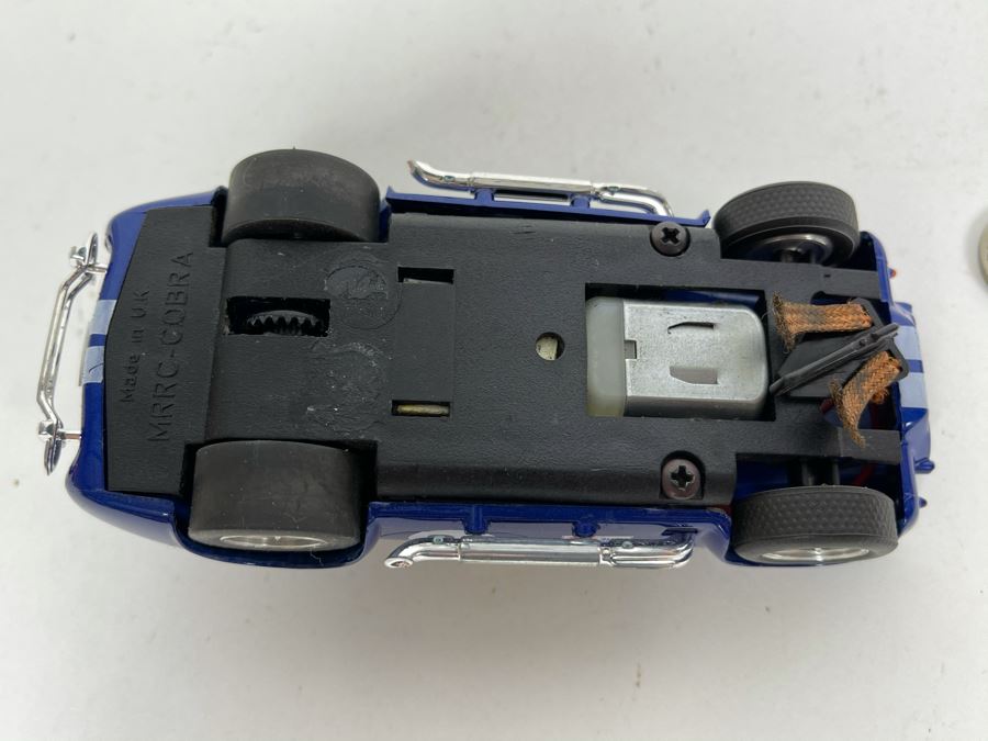 MRRC Cobra No. 10 Slot Car [Photo 6]