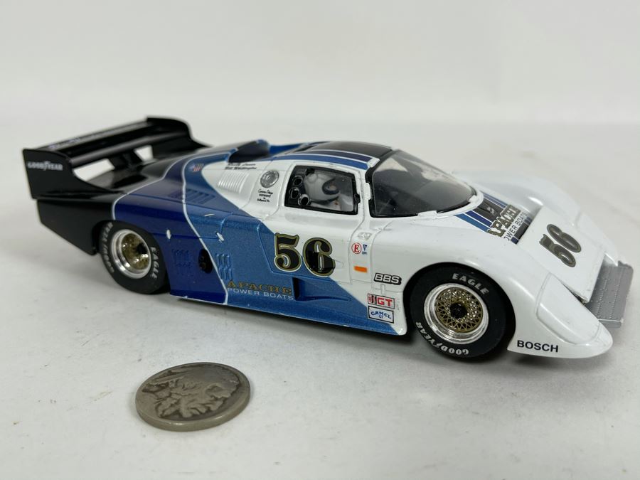 Monogram Model Racing No. 56 Blue Thunder Racing Team Slot Car [Photo 6]