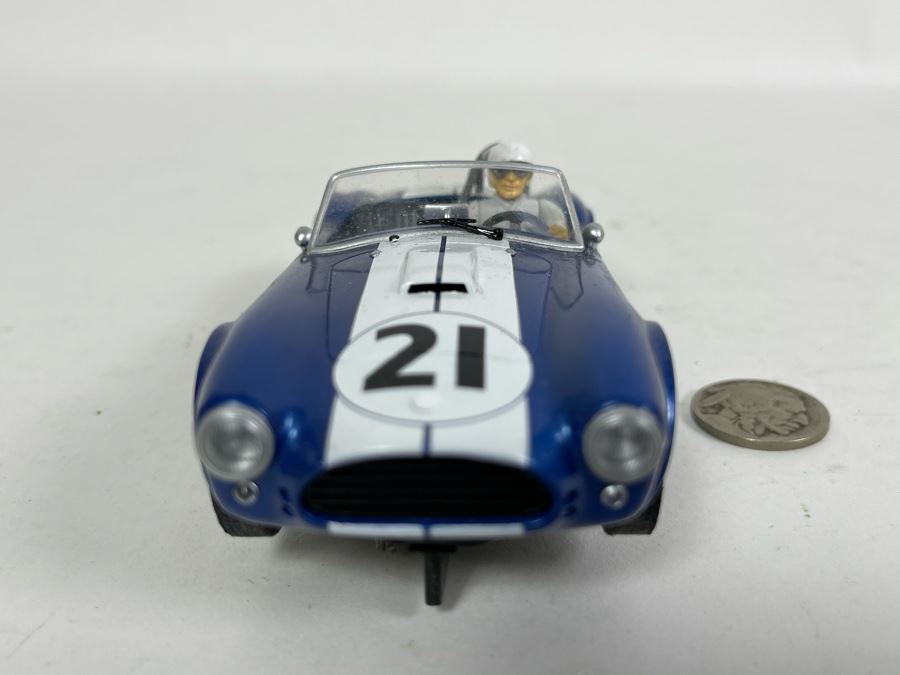 Carrera Shelby Cobra 289 No. 21 Slot Car [Photo 3]