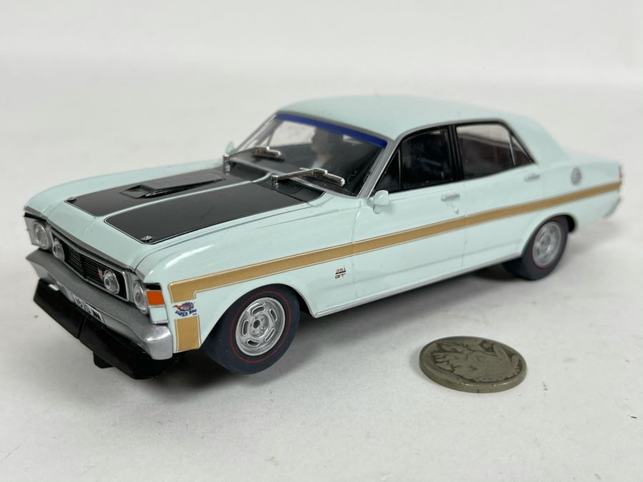 Scalextric Hornby Ford XW/XY Falcon Slot Car [Photo 1]