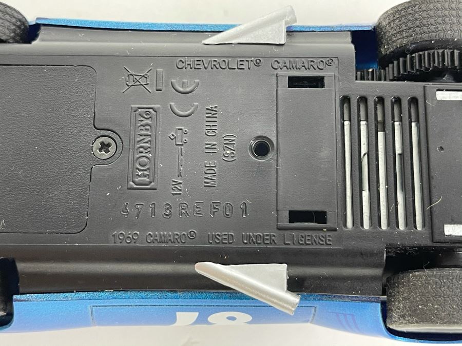 Scalextric Hornby 1969 Chevrolet Camaro No. 87 Slot Car [Photo 7]