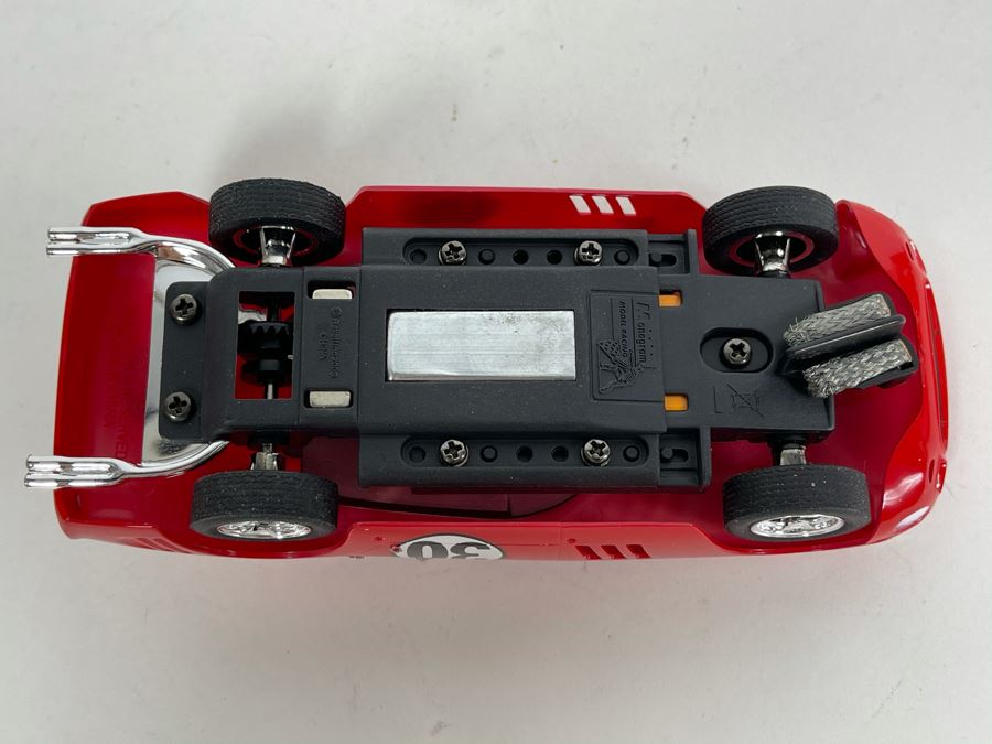 Revell Monogram Model Racing No. 30 Ferrari 250 GTO Slot Car [Photo 5]