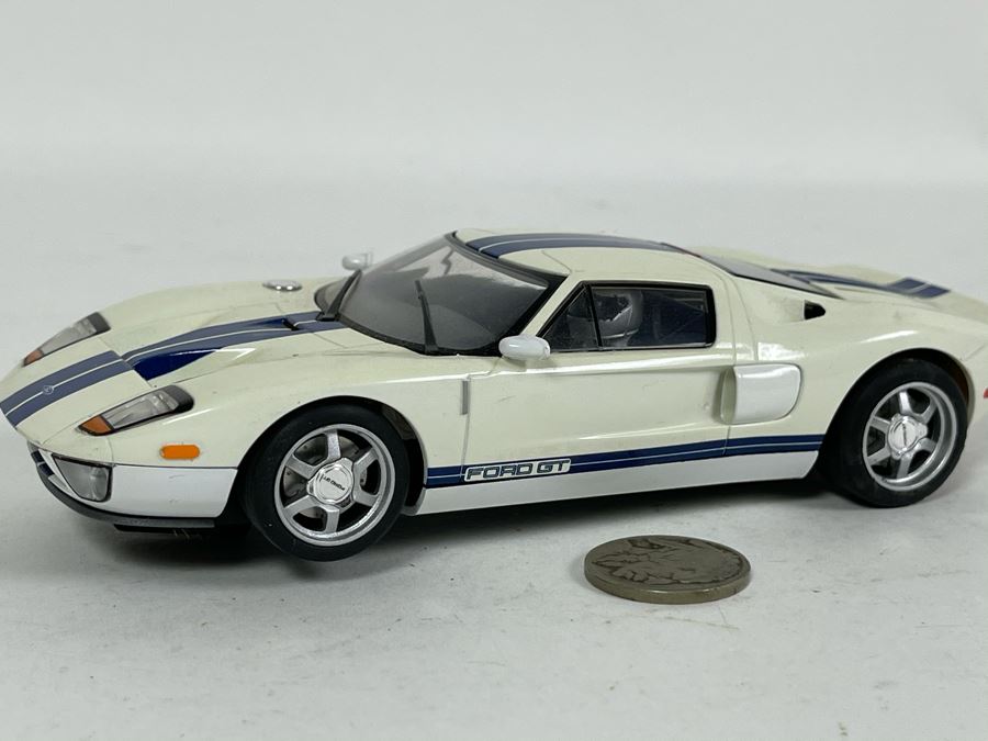 Scalextric Hornby Ford GT Slot Car [Photo 1]
