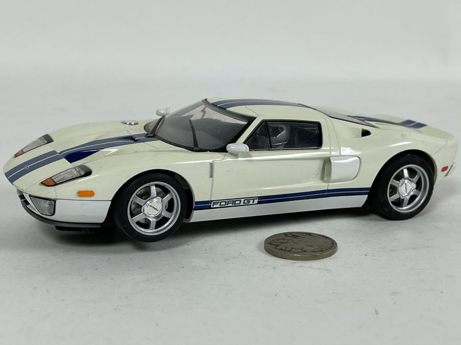 Scalextric Hornby Ford GT Slot Car [Photo 2]