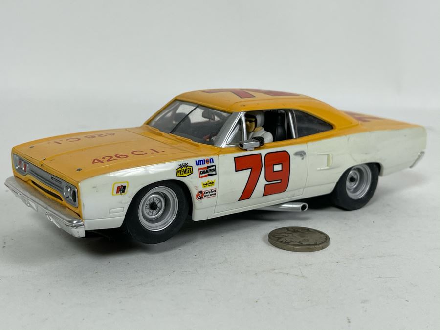 Carrera Evolution Plymouth No. 79 Slot Car  [Photo 2]