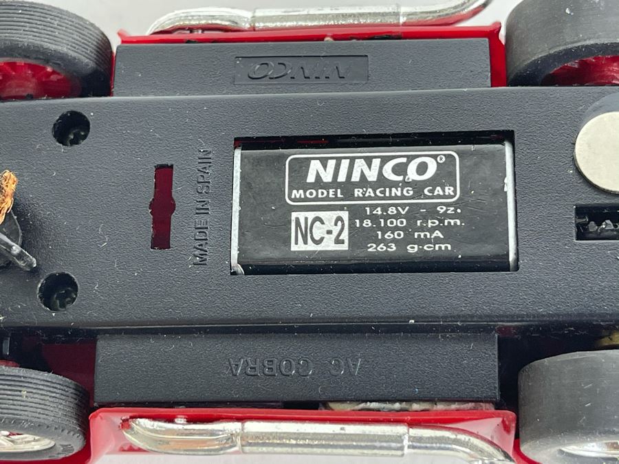NINCO Model Racing Car AC Cobra No. 23 Slot Car [Photo 7]