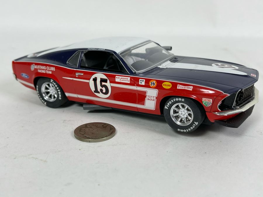 Scalextric Hornby Ford Mustang No. 15 Slot Car [Photo 2]