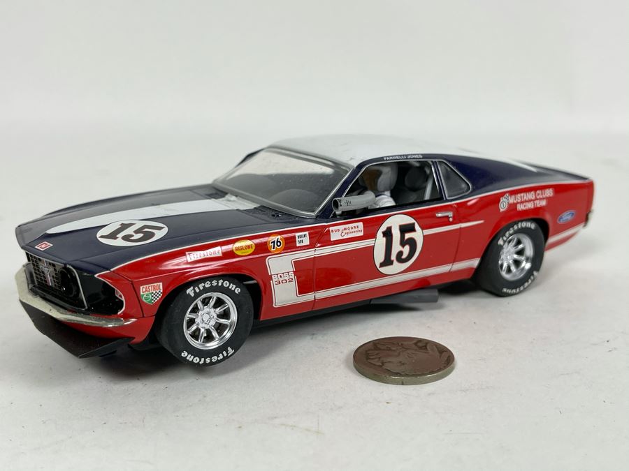 Scalextric Hornby Ford Mustang No. 15 Slot Car [Photo 1]