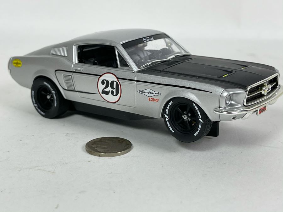 Carrera 1967 Ford Mustang No. 29 Slot Car [Photo 3]