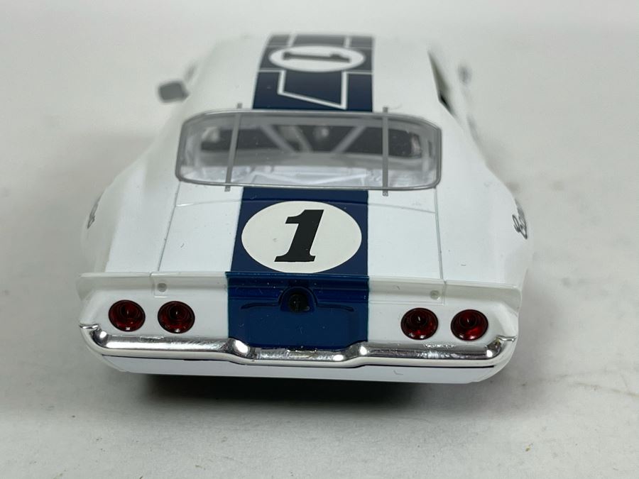 Scalextric Hornby 1970 Chevrolet Camaro No. 1 Slot Car [Photo 5]