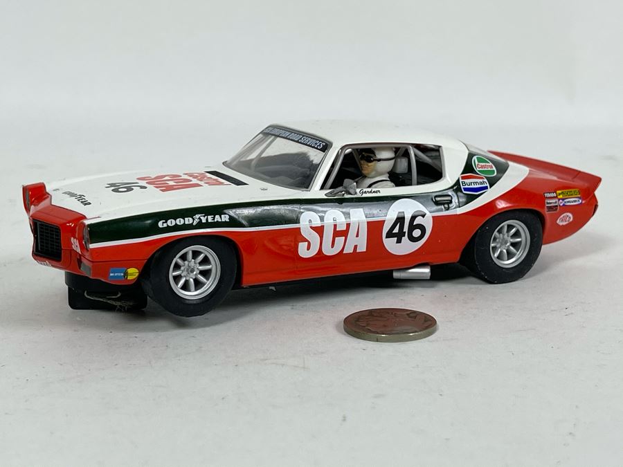 Scalextric Hornby 1970 Chevrolet Camaro No. 46 Slot Car [Photo 2]