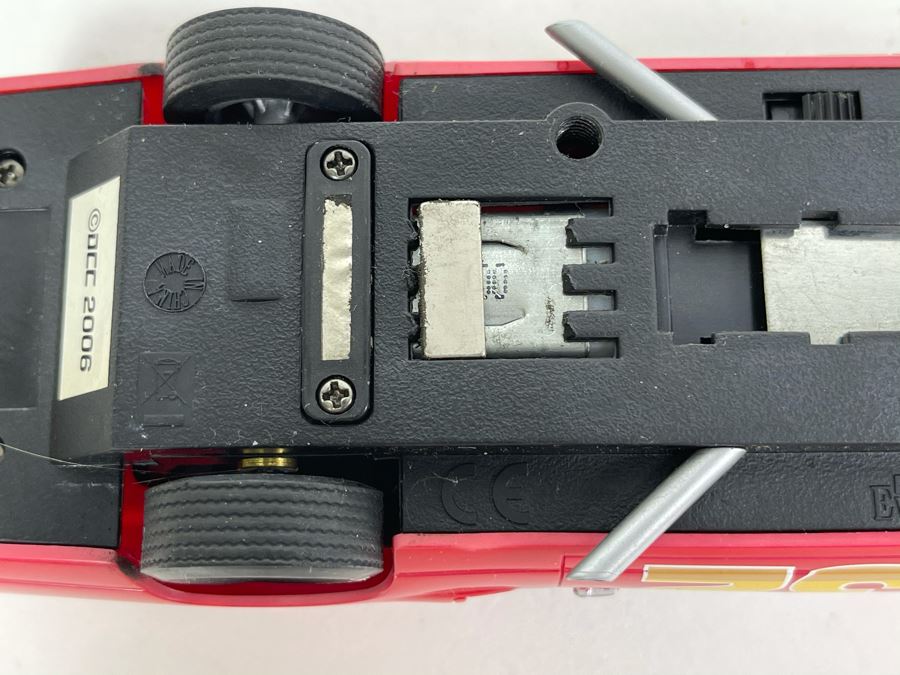 Carrera Evolution Plymouth Road Runner No. 32 Slot Car [Photo 8]