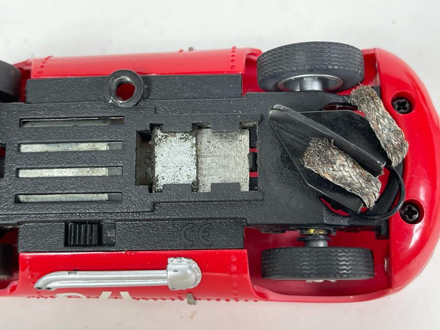 Carrera Evolution 1960 Jaguar D-Type No. 170 Slot Car [Photo 7]