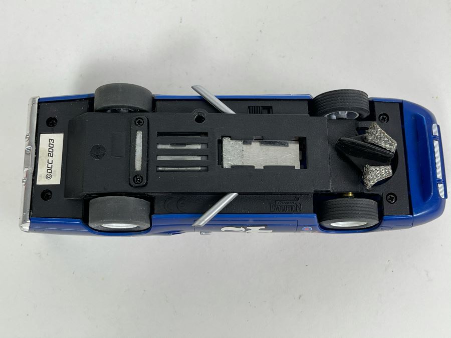 Carrera Evolution Dan Gurney Plymouth Superbird No. 42 Slot Car [Photo 6]