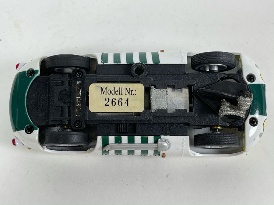 Carrera Evolution Limited Edition Jaguar D-Type No. 42 Slot Car [Photo 5]