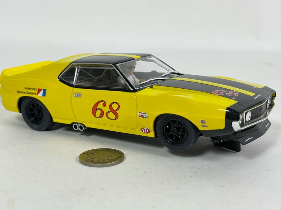 Scalextric Hornby AMC Javelin No. 68 Slot Car [Photo 3]