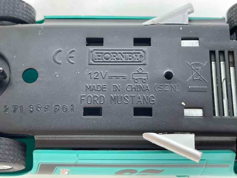 Scalextric Hornby Ford Mustang No. 25 Slot Car [Photo 6]