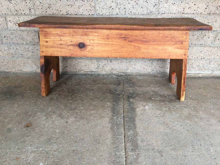 Primitive Pine Wooden Bench [Photo 2]