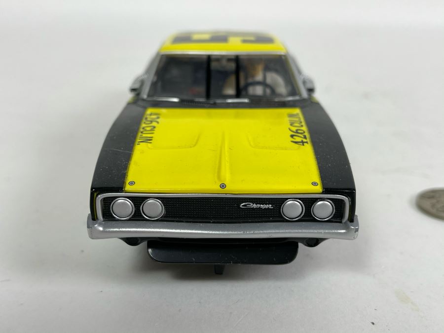 Carrera Dodge Charger 500 Andy Hampton No. 58 Slot Car [Photo 3]