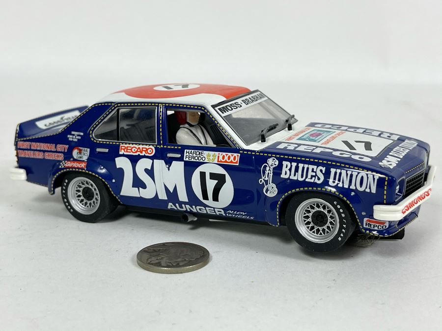 Scalextric Hornby Holden L34 Torana No. 17 Slot Car [Photo 1]