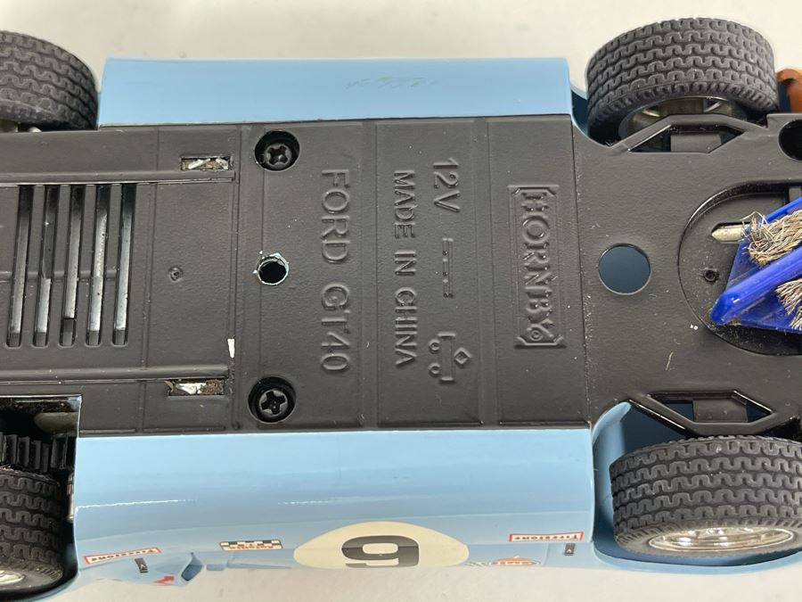 Scalextric Hornby Ford GT40 No. 6 Slot Car [Photo 6]