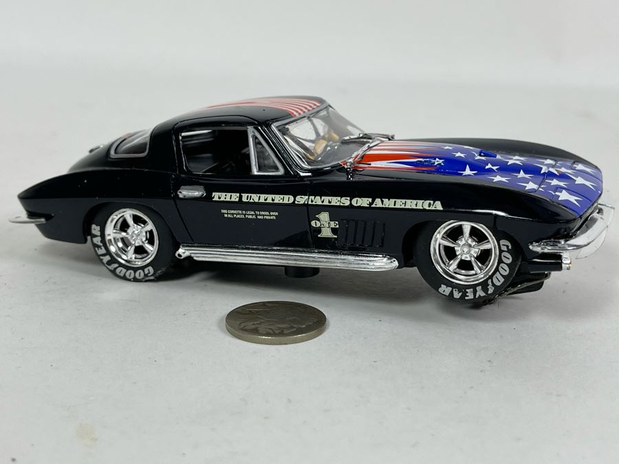 Carrera Evolution The United States Of America Corvette Sting Ray Slot Car [Photo 3]