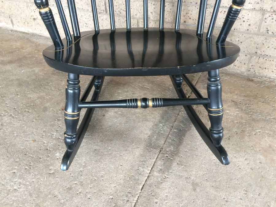 Black and Gold Rocking Chair - Hamilton College [Photo 2]