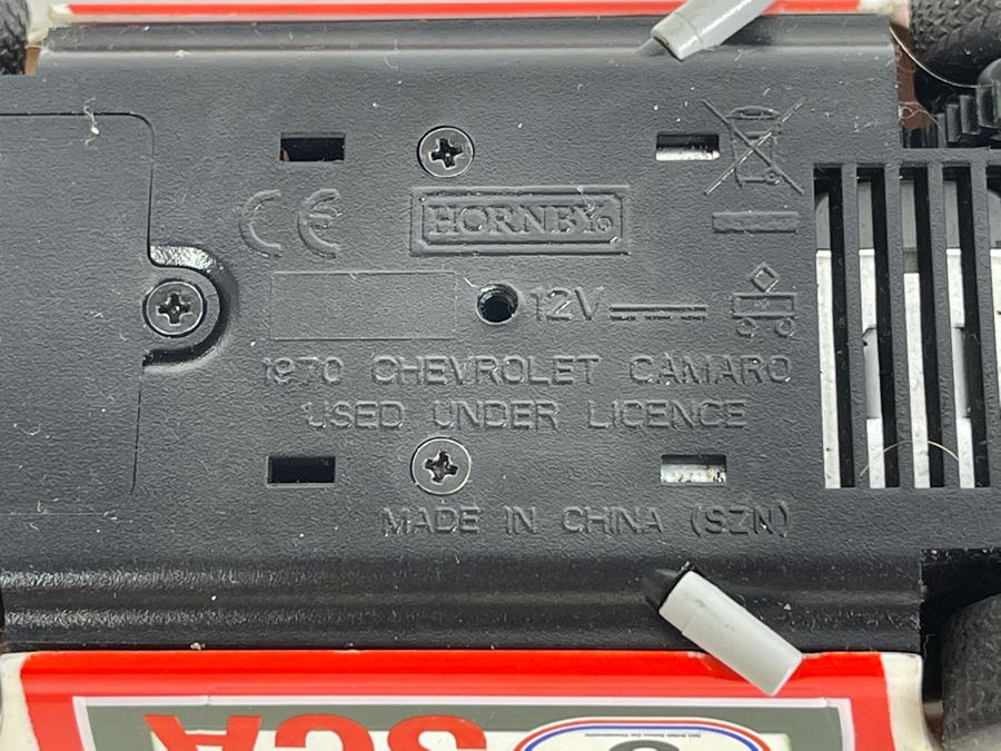 Scalextric Hornby 1970 Chevrolet Camaro No. 5 Slot Car [Photo 6]