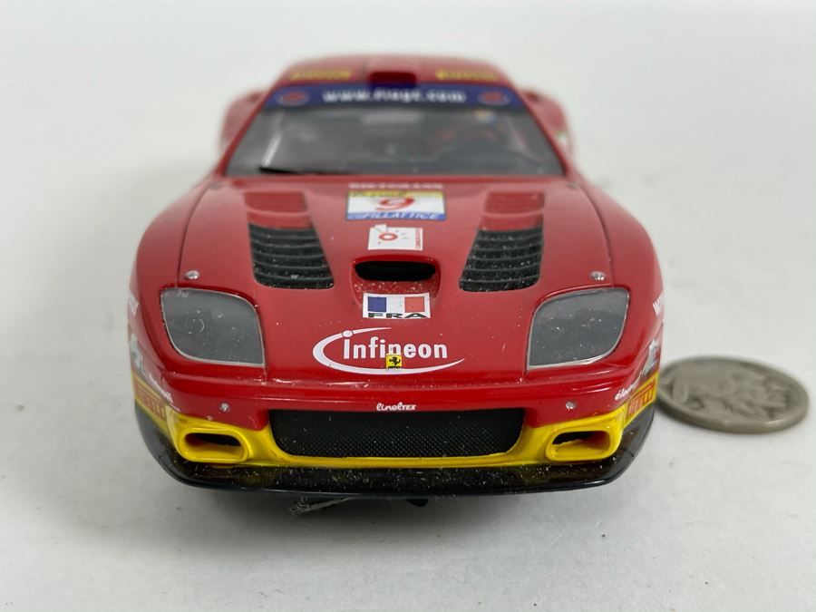 Carrera Evolution Ferrari 575 GTC No. 9 Slot Car [Photo 2]