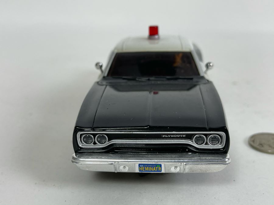 Limited Edition Carrera Evolution California Highway Patrol CHP Plymouth Road Runner Slot Car [Photo 4]