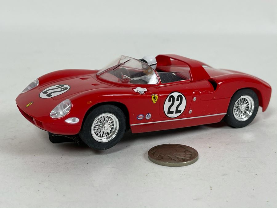 Revell Monogram Model Racing Ferrari 275 P No. 22 [Photo 1]