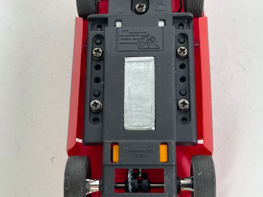 Revell Monogram Model Racing Ferrari 275 P No. 22 [Photo 7]