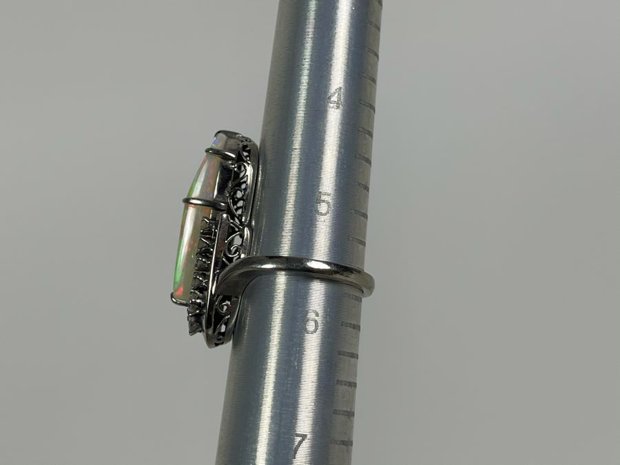 Stunning 14K Gold White Opal And Diamond Ring 8.4g [Photo 20]