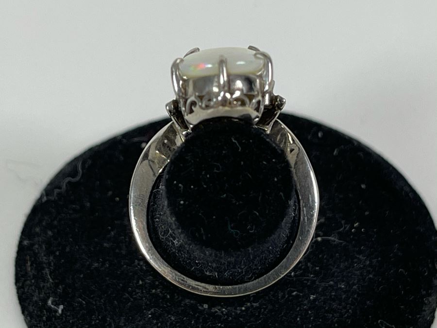 Stunning 14K Gold White Opal And Diamond Ring 8.4g [Photo 11]