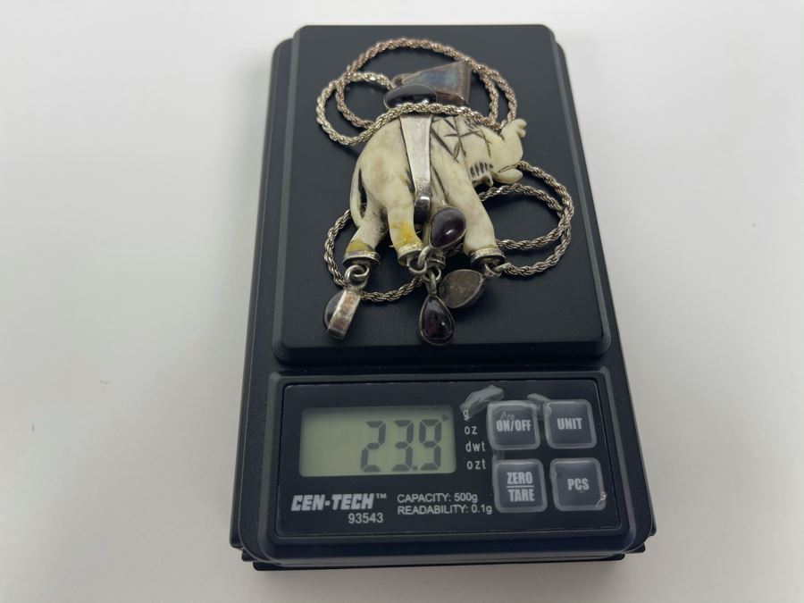 Sterling Silver 20' Chain Necklace With Carved Bone And Garnet Elephant Pendant 23.9g [Photo 8]