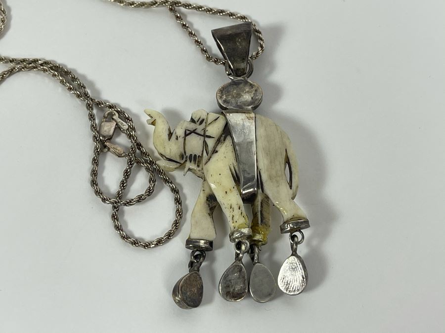 Sterling Silver 20' Chain Necklace With Carved Bone And Garnet Elephant Pendant 23.9g [Photo 7]