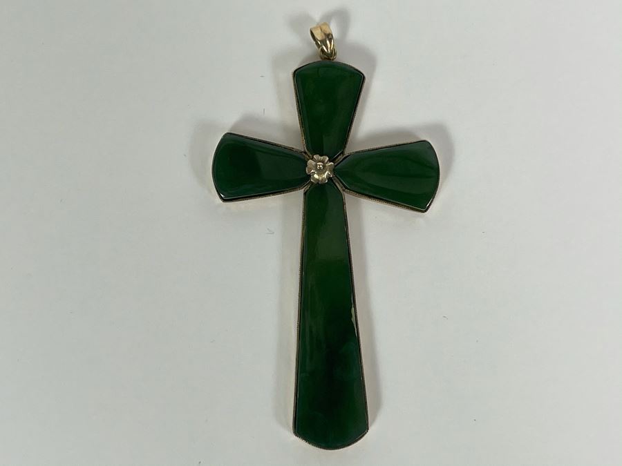 14K Gold Nephrite Cross Pendant 11.1g