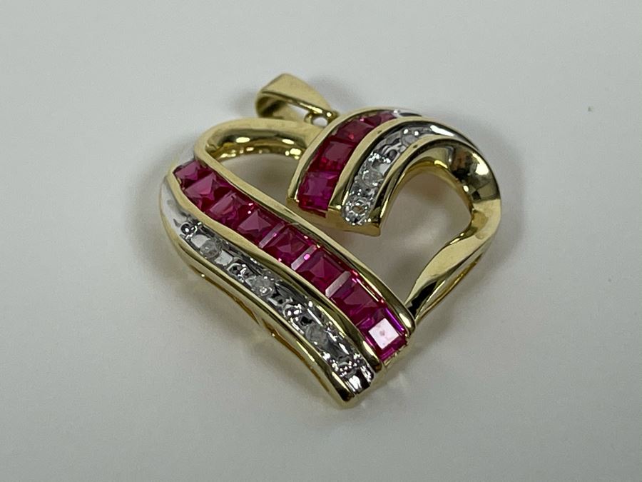 10K Gold Synthetic Ruby And Diamond Pendant 2.7g Fair Market Value $100 [Photo 5]