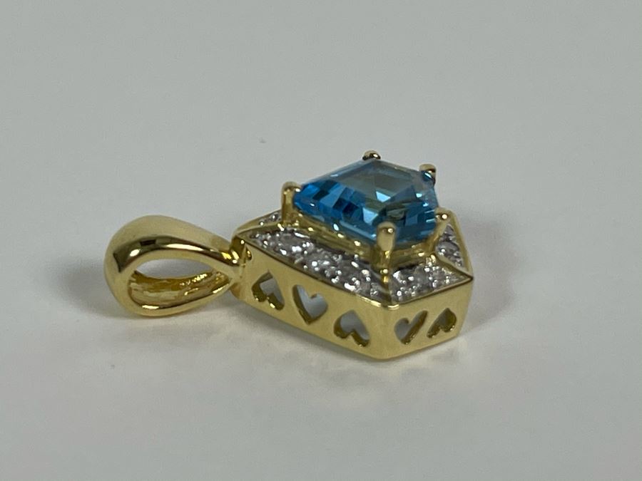 14K Blue Topaz And Diamond Pendant 2.5g Fair Market Value $200 [Photo 5]