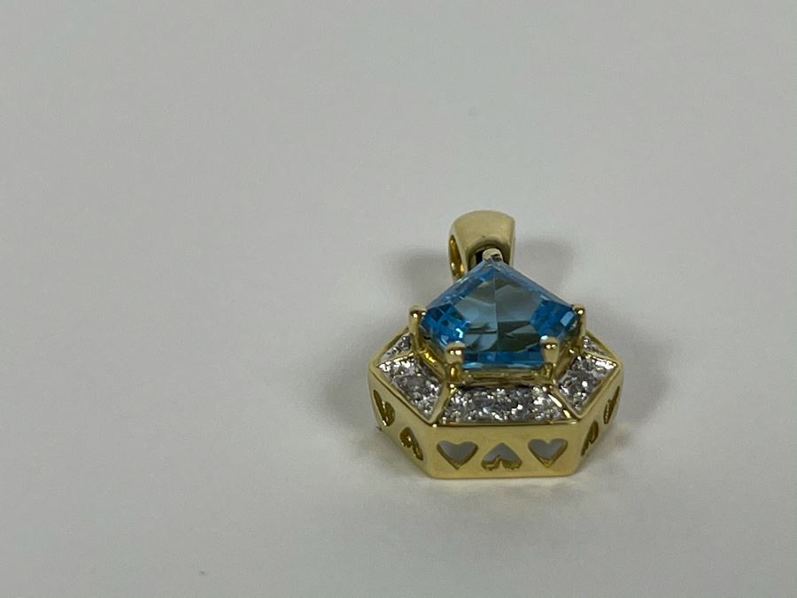 14K Blue Topaz And Diamond Pendant 2.5g Fair Market Value $200 [Photo 9]