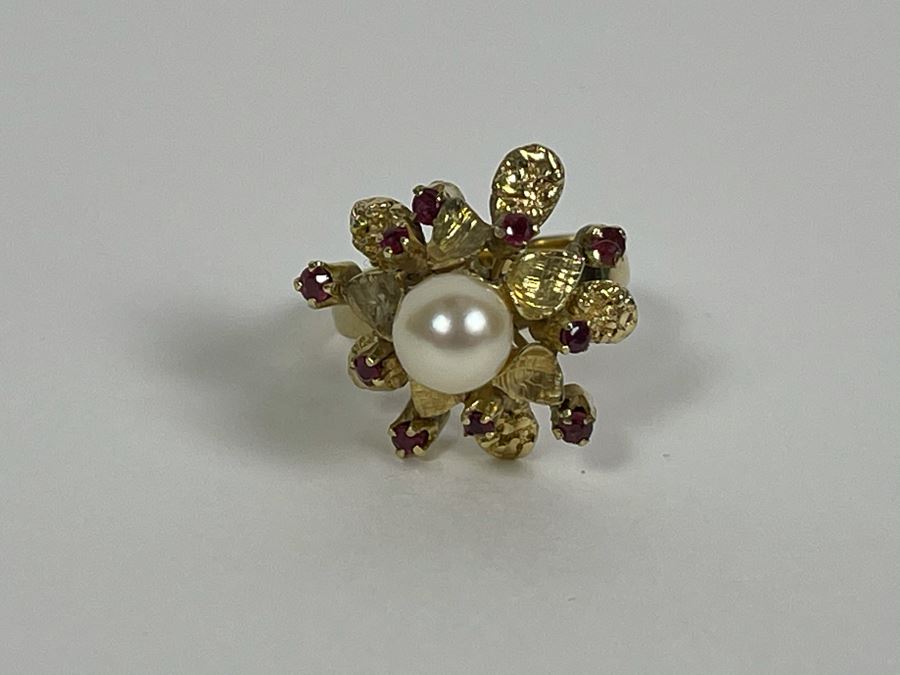 18K Gold Pearl Ruby Ring Size 6 4.9g Fair Market Value $400 [Photo 12]