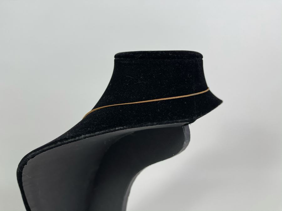 Red Jade (Dyed) Carved Pendant Necklace Fair Market Value $100 [Photo 5]