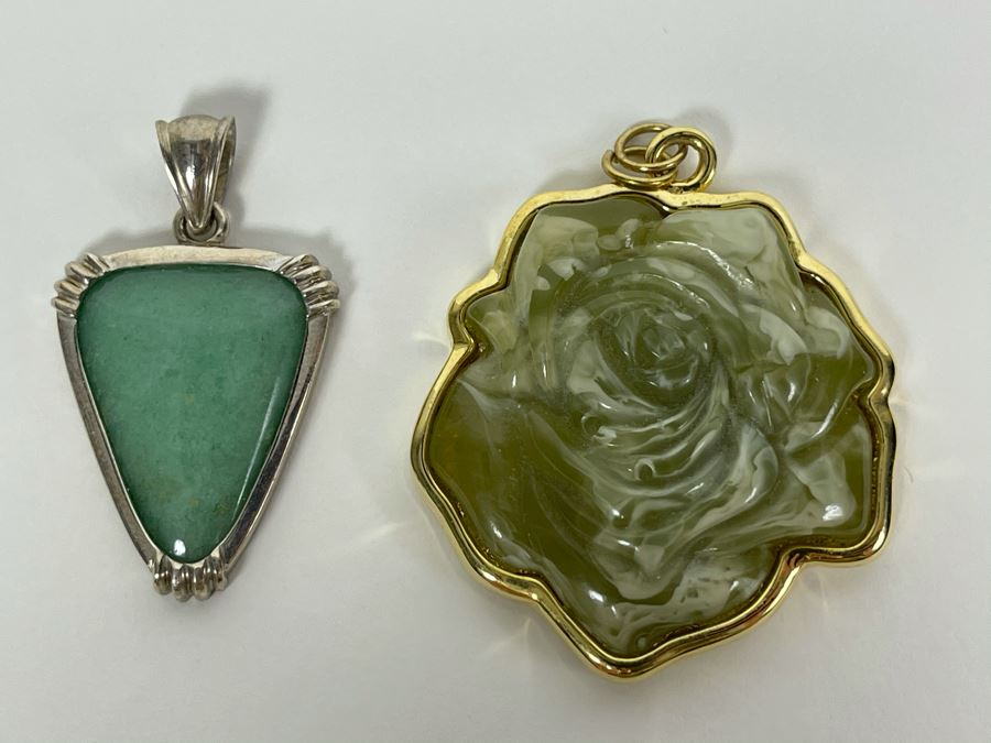 JUST ADDED - Pair Of Pendants [Photo 1]