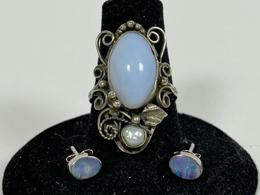 Vintage Opalite Pearl Ring Size 7 Plus Pair Of Opal Earrings