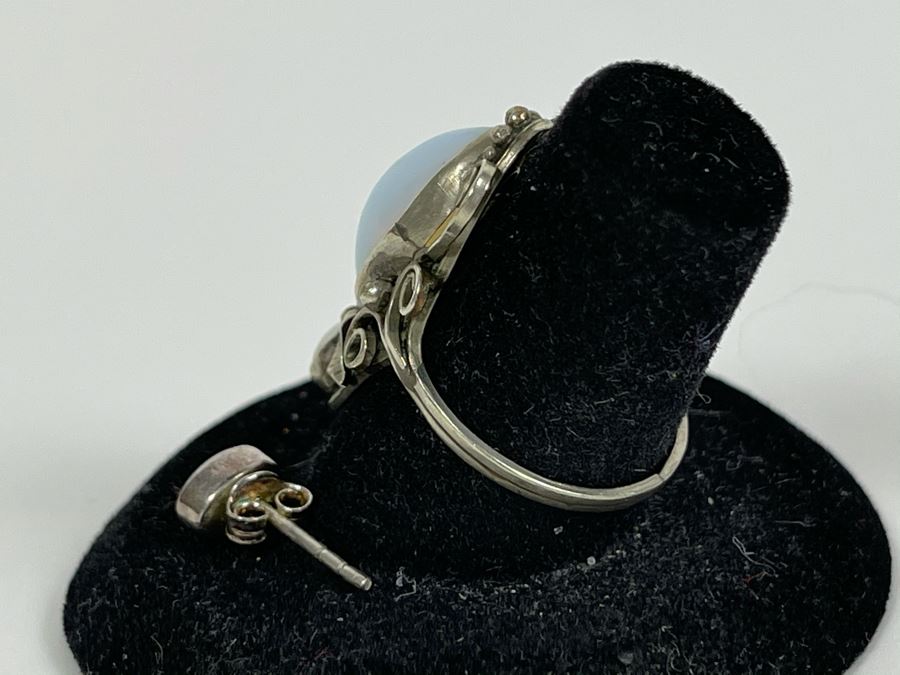 Vintage Opalite Pearl Ring Size 7 Plus Pair Of Opal Earrings [Photo 5]