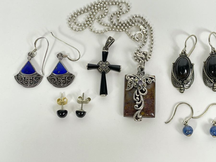 Sterling Silver And Semiprecious Stone Jewelry Lot: Sterling Silver Chain With Jasper Pendant, Four Pairs Of Sterling Silver Earrings And Sterling Cross Pendant Total Weight 28.1g [Photo 1]