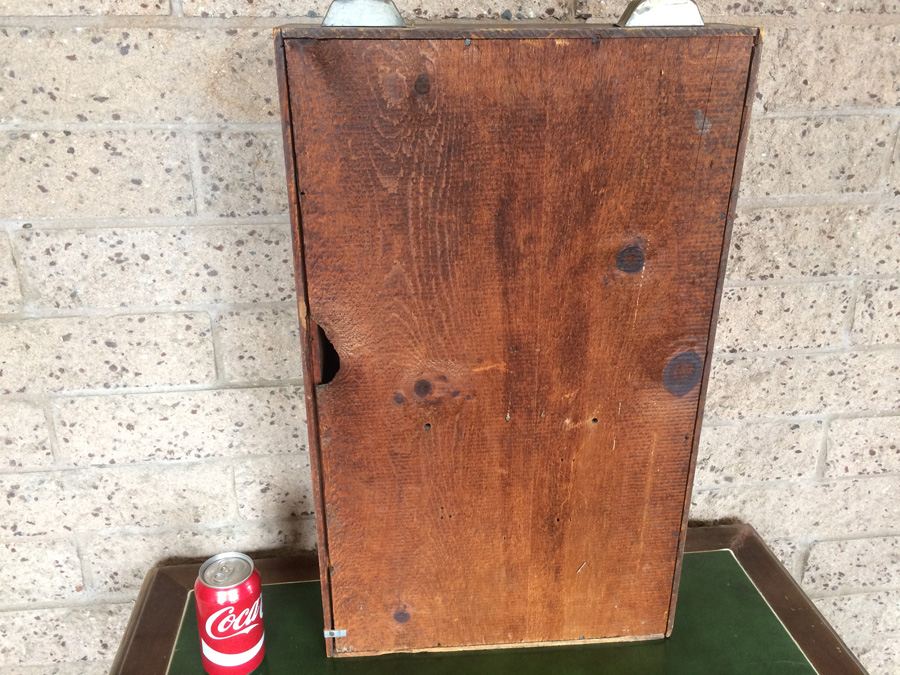  Daniel Pratt & Sons Shelf Clock [Photo 15]