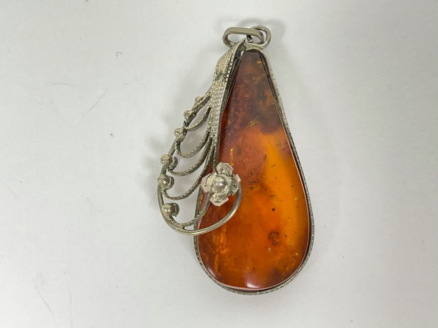Sterling Silver Amber Pendant 7.7g [Photo 2]